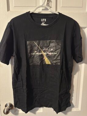 UNIQLO UT Men's Black Graphic Crew Neck T-Shirt